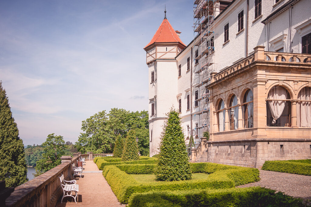 Výlet na zámek Konopiště - Středočeský kraj - Greenmind.cz - Cestování se psem